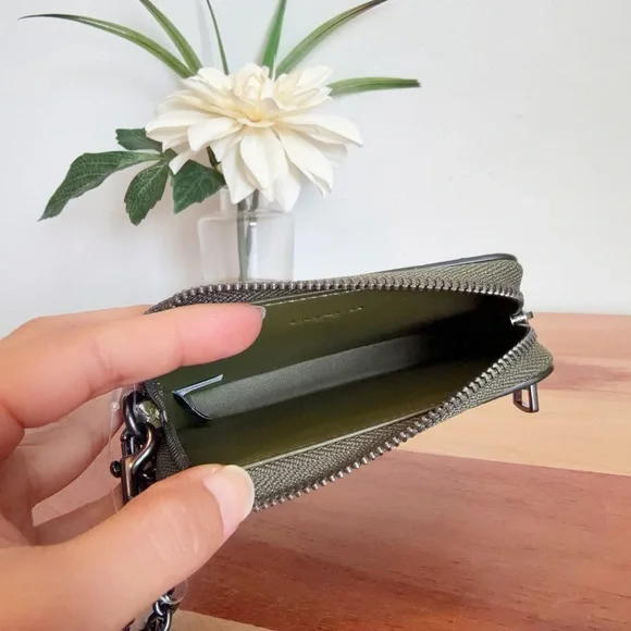 NWT Coach Snake Print Chain Wallet - Picture 5 of 5